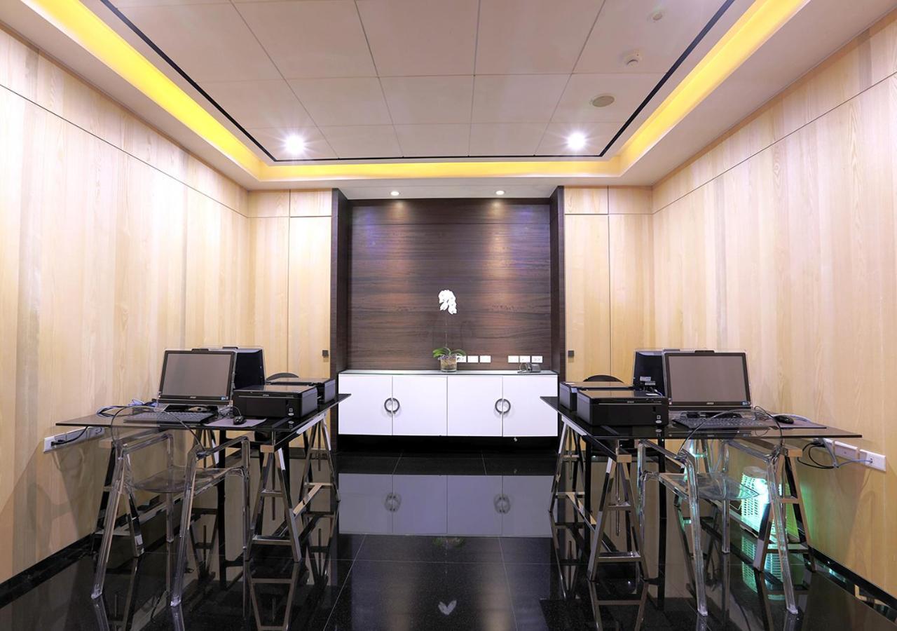 Royal Group Hotel Ho Yi Branch Kaohsiung Dış mekan fotoğraf
